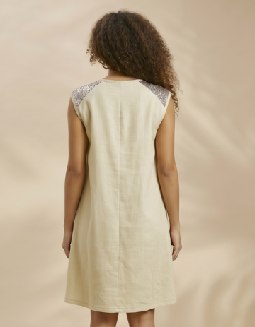 Abito estivo in lino e viscosa con paillettes oro – modello curvy a campana (a1200)