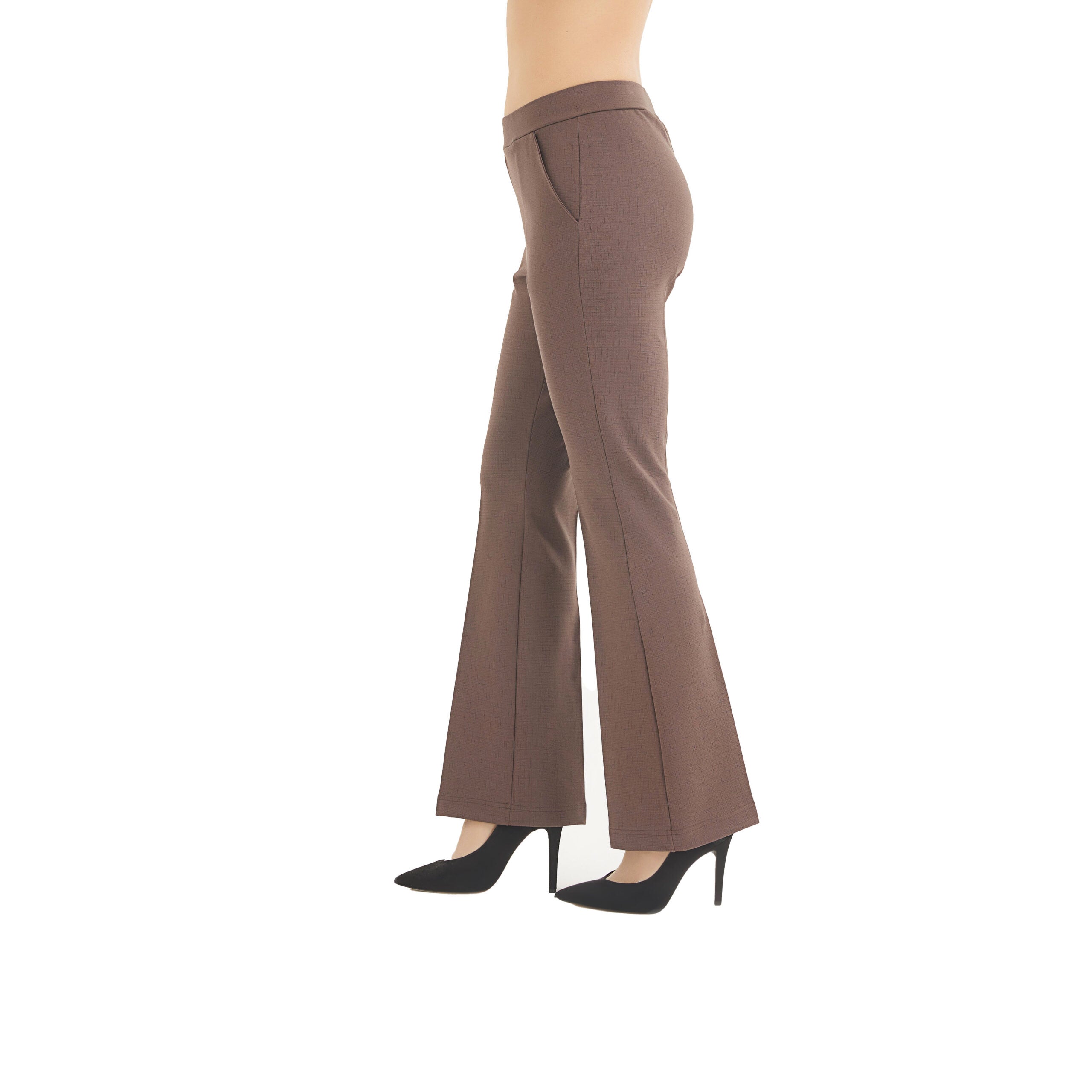 Pantalone flare con tasche