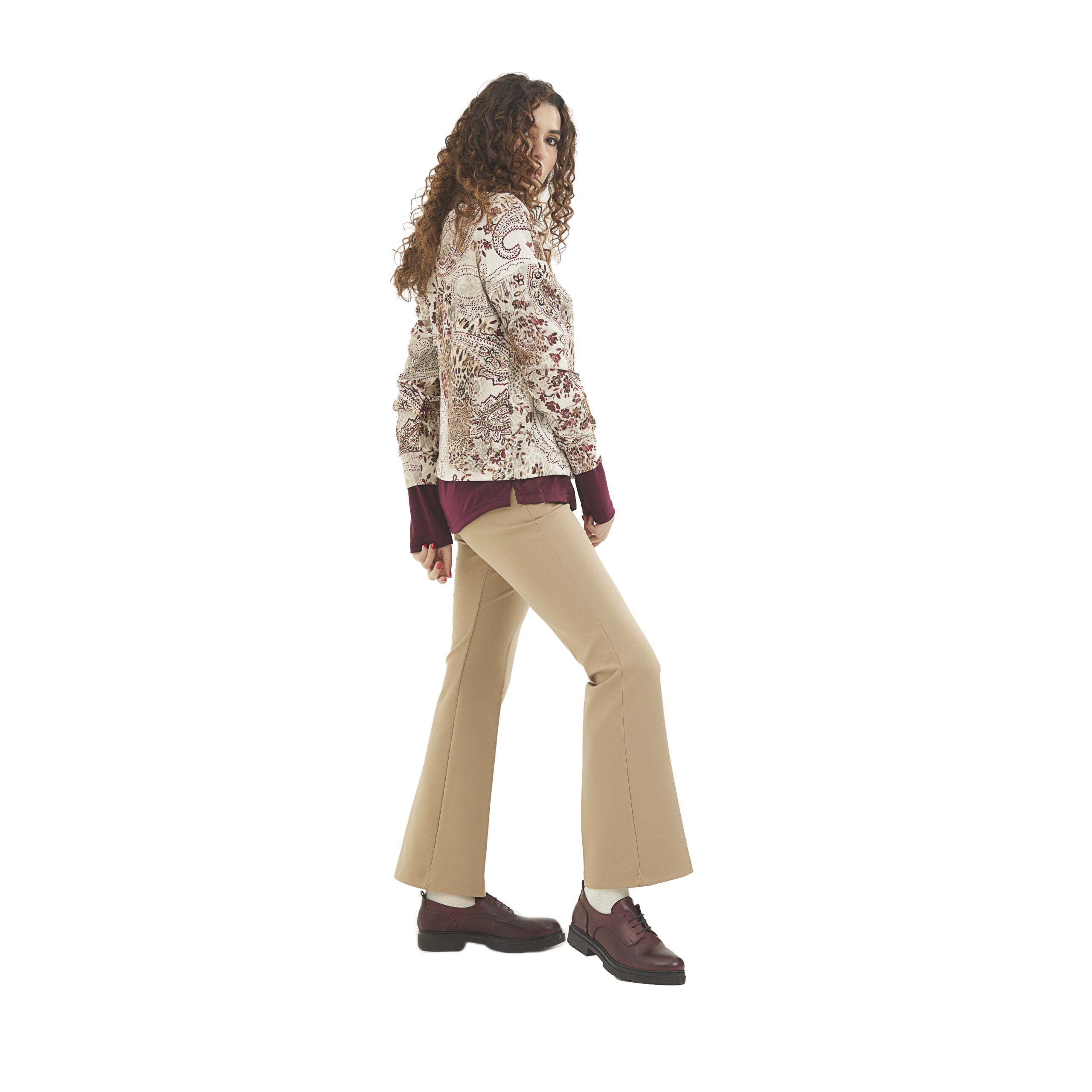 Pantalone flare con tasche