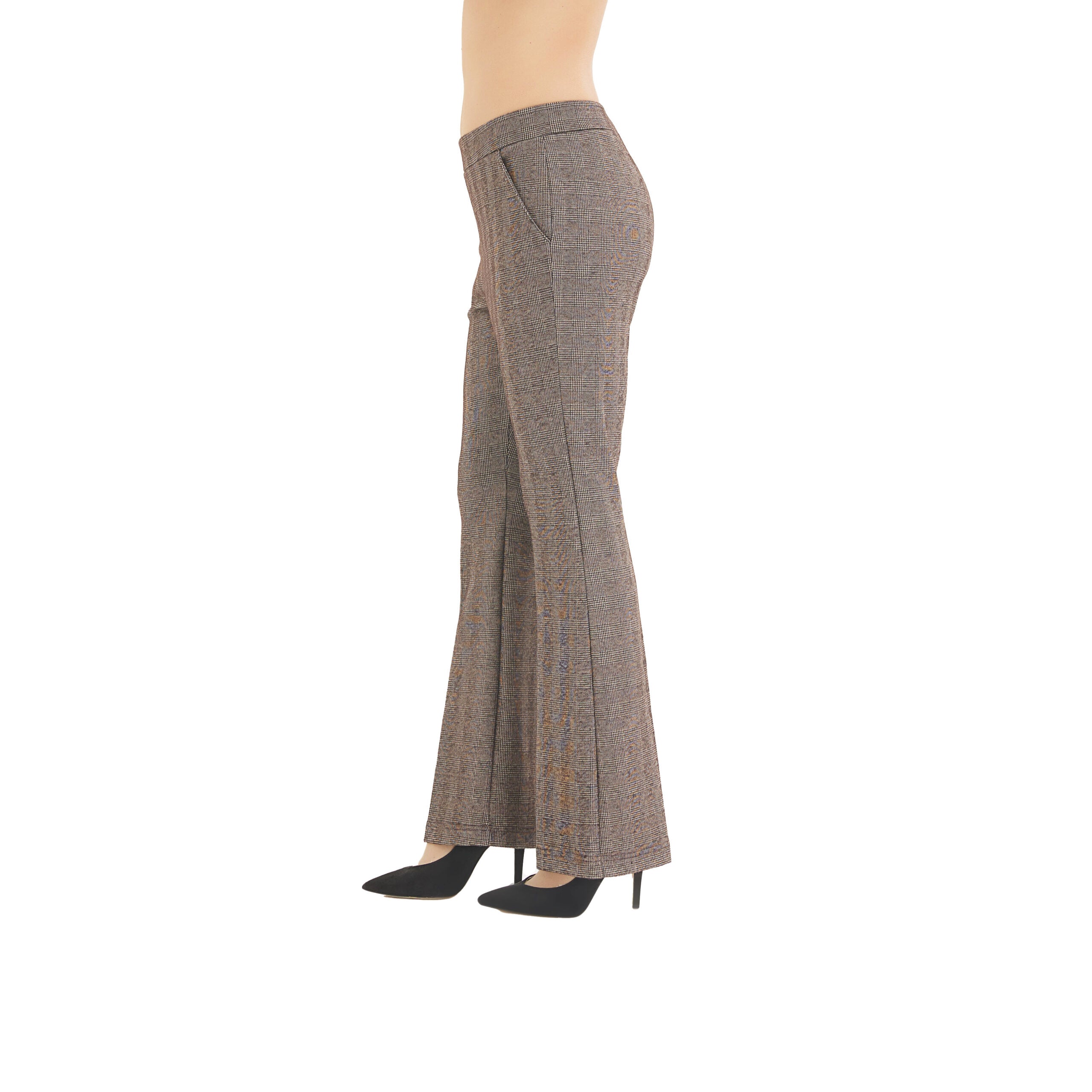 Pantalone flare con tasche