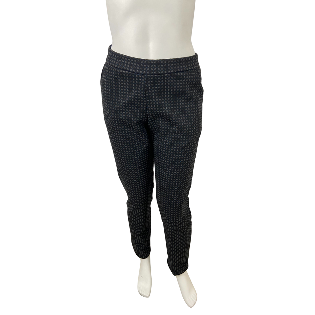 Pantalone sigaretta con tasche