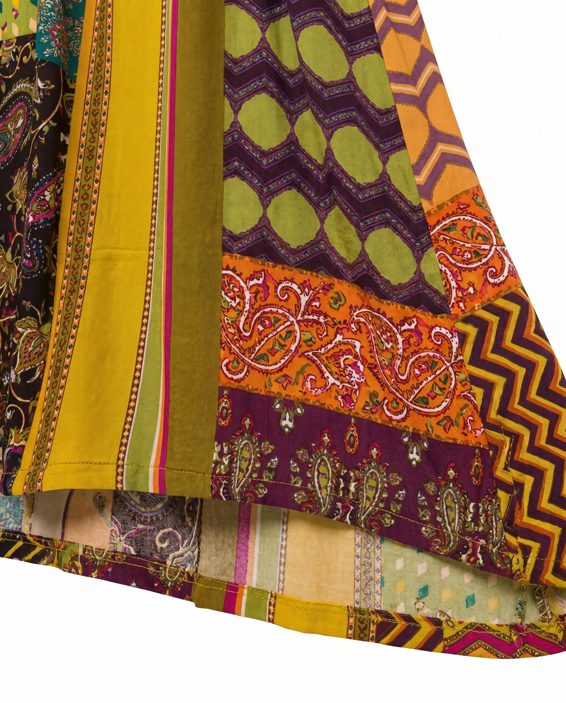 Abito estivo lungo in viscosa fantasia patchwork – spalla larga con bottoni frontali